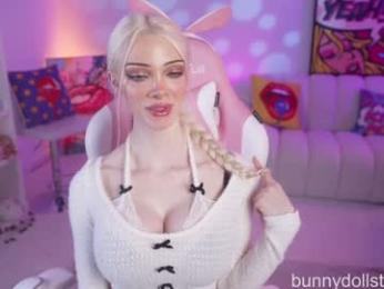 bunnydollstella — modelo de webcam en línea en chaturbate