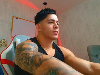 Alan Thompson — flirt4free