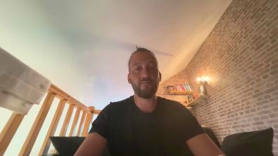 MrLox33 — Cam4 stream photo (Apr 2026)