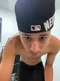 andres_007 — Stripchat stream photo (Mar 2026)