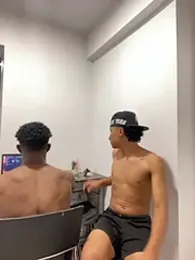 andres_007 — Stripchat stream photo (Mar 2026)