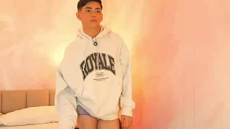 Maxi_little — Stripchat stream photo (Jun 2026)