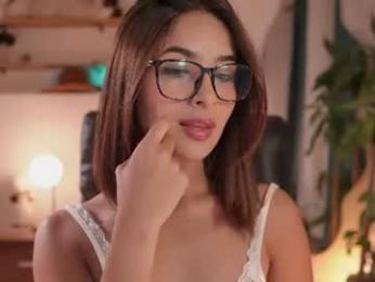 sammylaszlow — modelo de webcam en línea en chaturbate