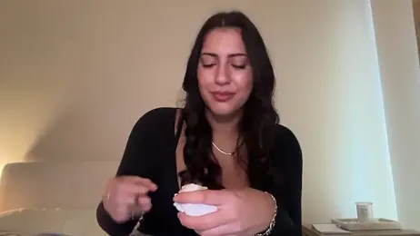 sieeena — modelo de webcam en línea en stripchat