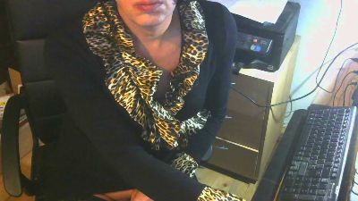 maratra — Cam4 stream photo (Nov 2025)