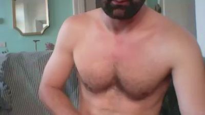 hungbtt20 — Cam4 stream photo (May 2026)