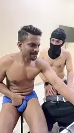 bhagihero — modelo de webcam en línea en stripchat