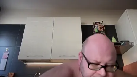 theitalianbear — Stripchat stream photo (Feb 2026)