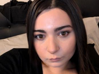 SashaMaroon — modelo de webcam en línea en livejasmin