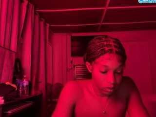 iluvsaffire-bleu — Camsoda stream photo (Apr 2026)