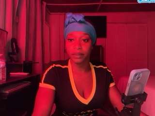 iluvsaffire-bleu — Camsoda stream photo (Apr 2026)