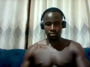 mclntz_bbc — modelo de webcam en línea en stripchat