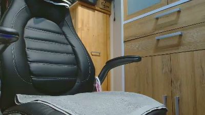 geilerbie — Cam4 stream photo (Apr 2026)