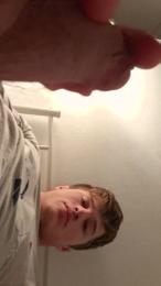 hotguy568 — Cam4 stream photo (Mar 2026)