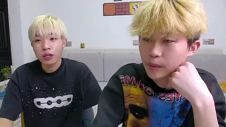 Chili-001 — modelo de webcam en línea en stripchat