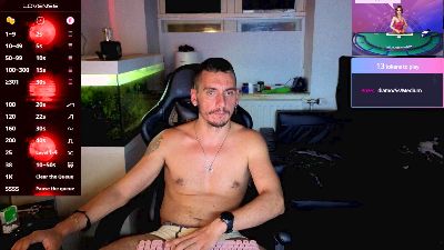 Rayzel_White — Cam4 stream photo (Aug 2026)