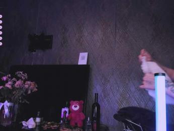 goth-bimbo — Bongacams stream photo (Dec 2025)