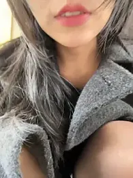 kara-tt — Stripchat stream photo (Apr 2026)