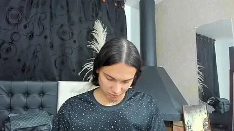 Almaazz — Stripchat stream photo (Aug 2026)