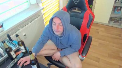 tonibiteen21 — modelo de webcam en línea en cam4