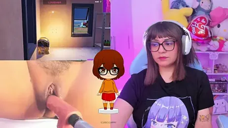 cinna_monroll — Stripchat stream photo (Apr 2026)