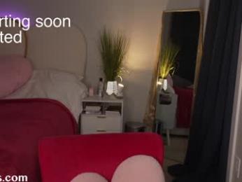 saraloverays — Chaturbate stream photo (Mar 2026)