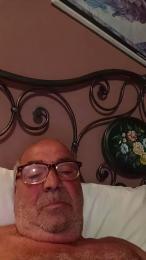 minuzzo61 — Cam4 stream photo (Mar 2026)