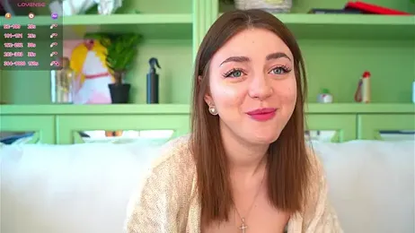 LindaFarm — modelo de webcam en línea en stripchat