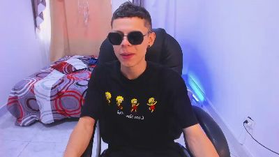 Mathew_Boyy_ — Cam4 stream photo (May 2026)