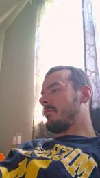 thisstraightbo1 — Cam4 stream photo (Apr 2026)