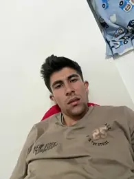 Luis-avatar — Stripchat stream photo (Apr 2026)