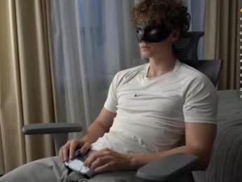 maestro3369 — modelo de webcam en línea en chaturbate