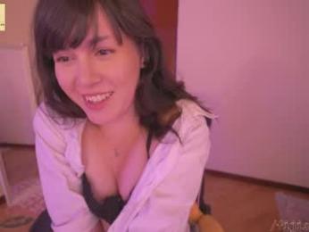 fijisakistar — modelo de webcam en línea en chaturbate