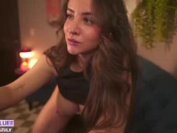 lindabluee — modelo de webcam en línea en chaturbate