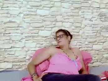indianallure — Chaturbate stream photo (Apr 2025)