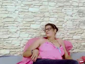 indianallure — Chaturbate stream photo (Apr 2025)