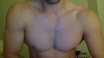 youngst8 — modelo de webcam en línea en cam4