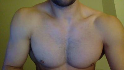 youngst8 — modelo de webcam en línea en cam4