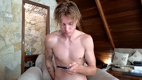 sashenkka — Stripchat stream photo (May 2026)