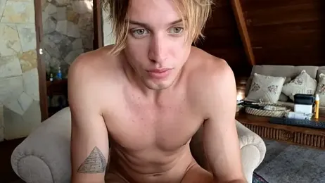 sashenkka — Stripchat stream photo (May 2026)