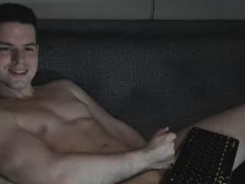dennis_night — Chaturbate stream photo (Jun 2026)