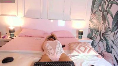 Marilyn_Mulata — Cam4 stream photo (Apr 2026)