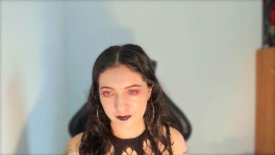 PetitSimonett — Cam4 stream photo (May 2026)