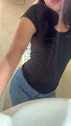 Monse9 — Cam4 stream photo (Apr 2026)