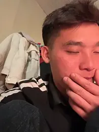 sanu551 — Stripchat stream photo (Feb 2026)