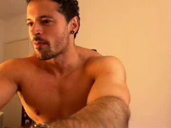 lucasfit24 — modelo de webcam en línea en chaturbate