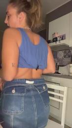 bambolinA90hot — modelo de webcam en línea en cam4