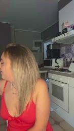 bambolinA90hot — modelo de webcam en línea en cam4