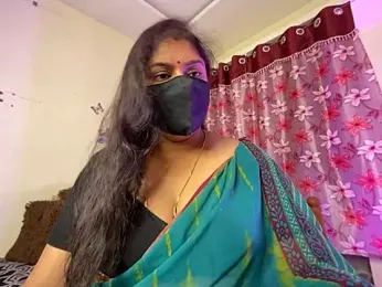 LouleyRanii_Telugu — Stripchat stream photo (May 2026)