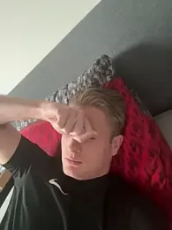 dirtyBent — modelo de webcam en línea en stripchat